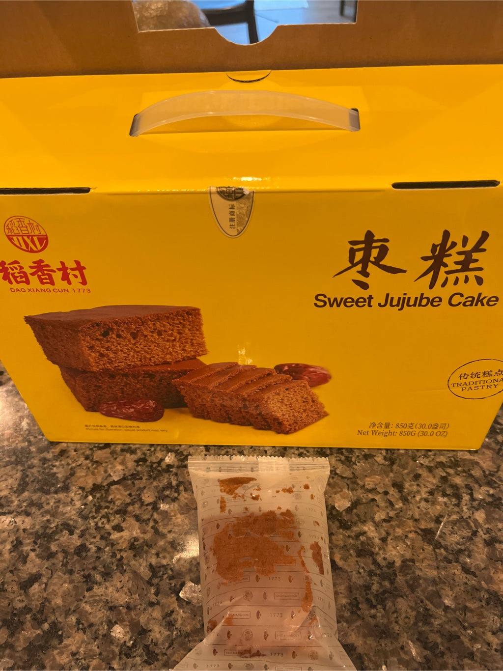 "稻香村 蜂蜜枣糕 850g (30.0oz) DXC Honey Jujube Cakes"	06/16/2026